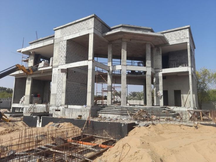 بناء عظم مع المواد جدة